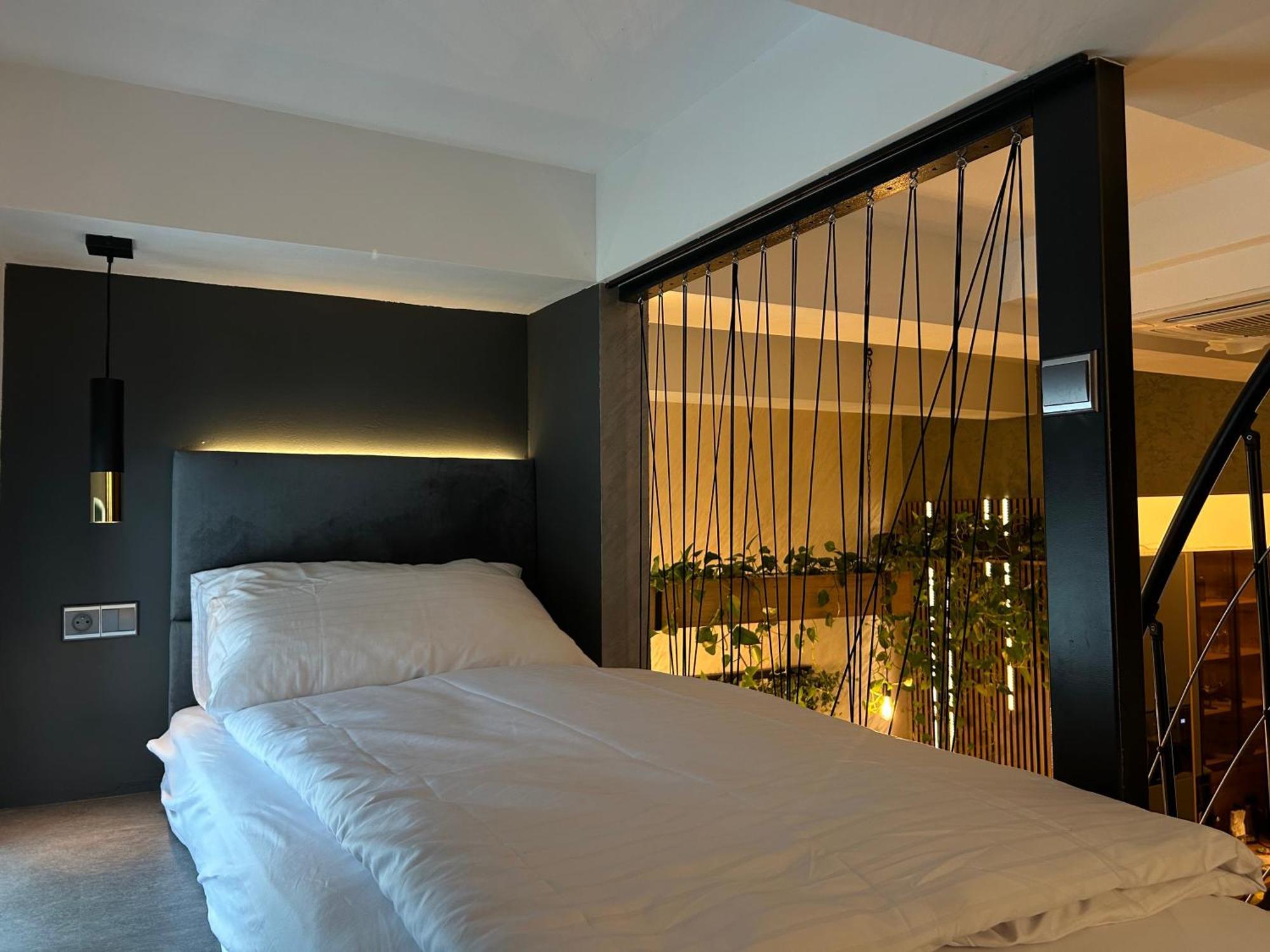 Leo Apartment Suite & Private Spa Zone - Old City Bratislava Luaran gambar