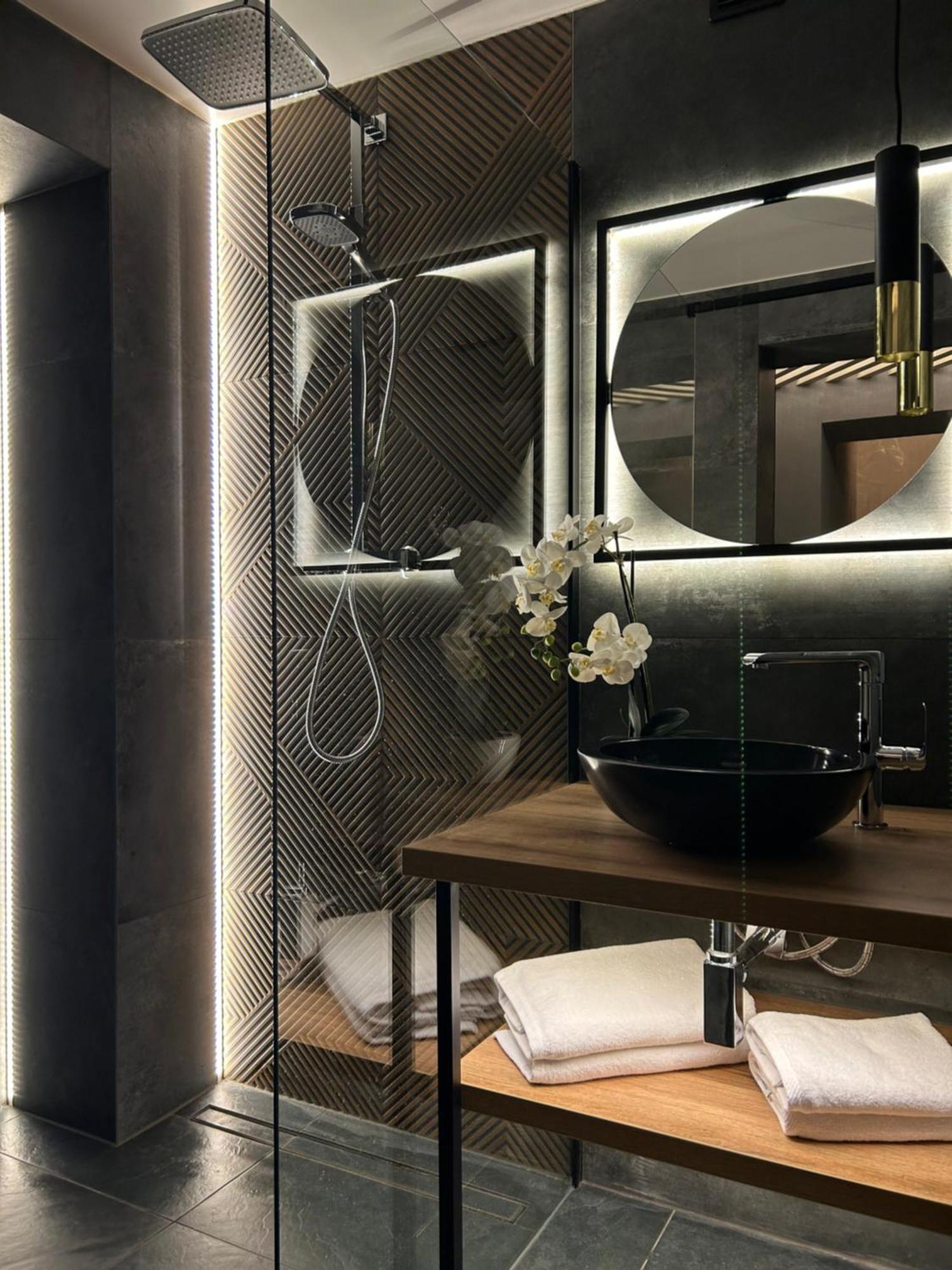 Leo Apartment Suite & Private Spa Zone - Old City Bratislava Luaran gambar