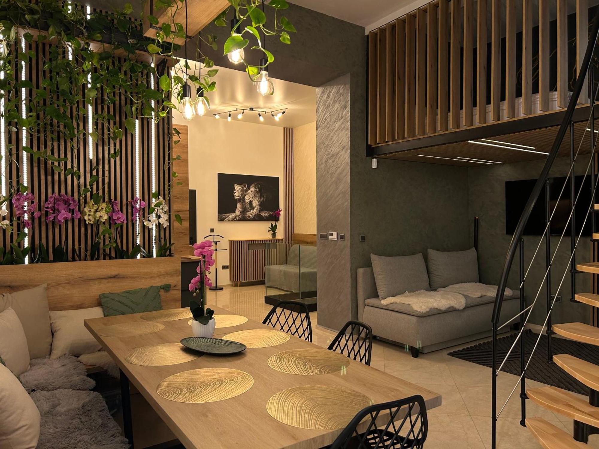 Leo Apartment Suite & Private Spa Zone - Old City Bratislava Luaran gambar