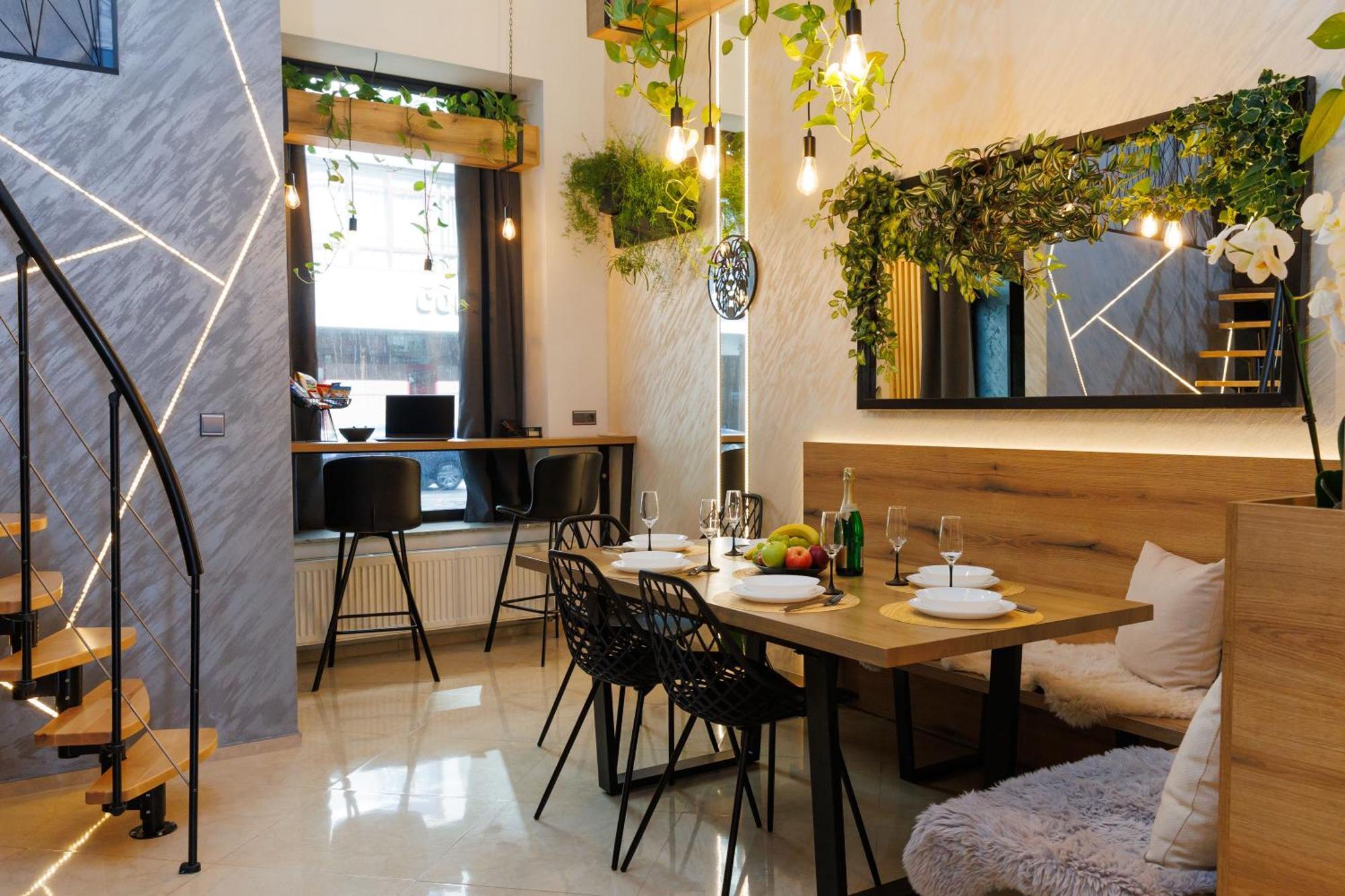 Leo Apartment Suite & Private Spa Zone - Old City Bratislava Luaran gambar