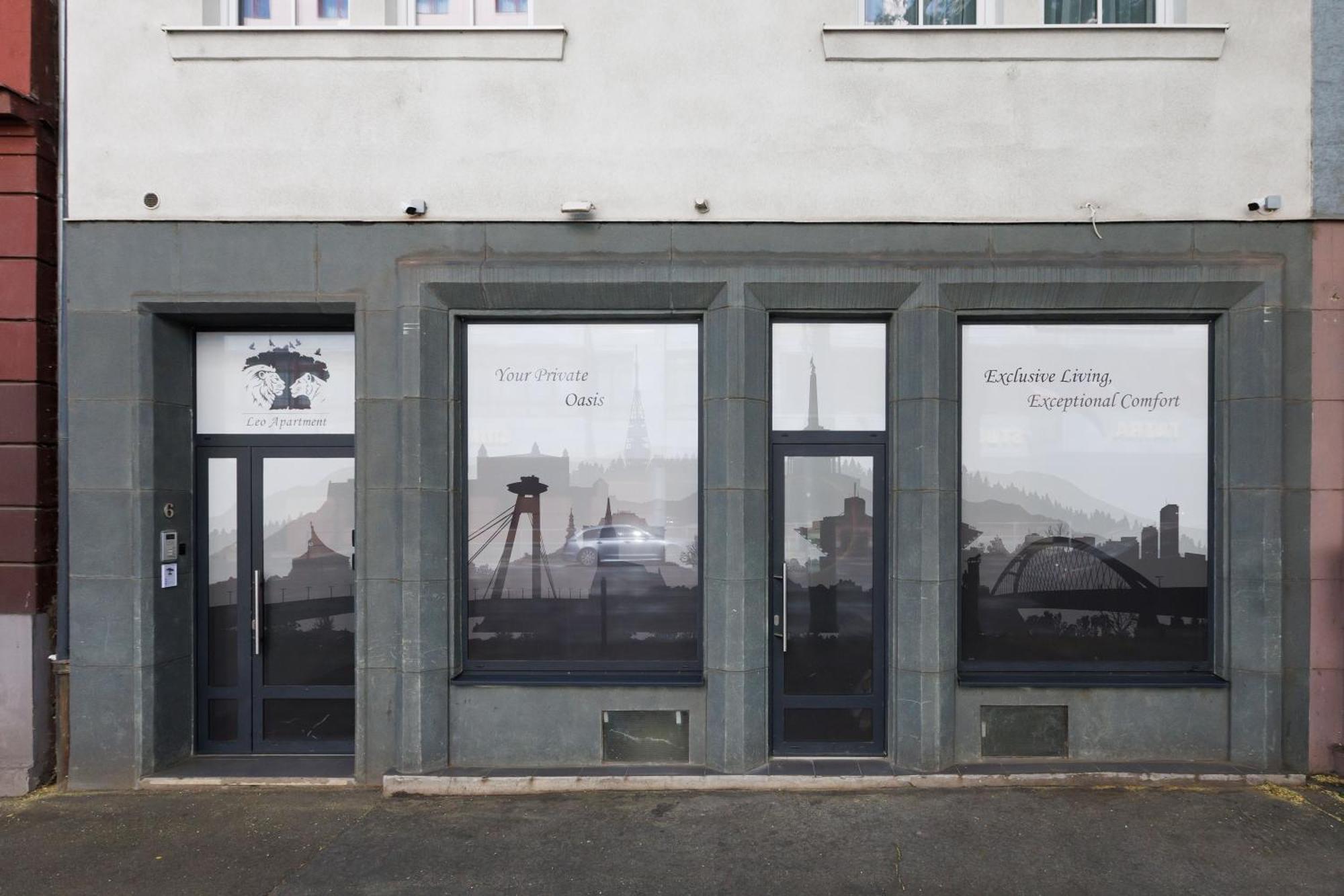 Leo Apartment Suite & Private Spa Zone - Old City Bratislava Luaran gambar