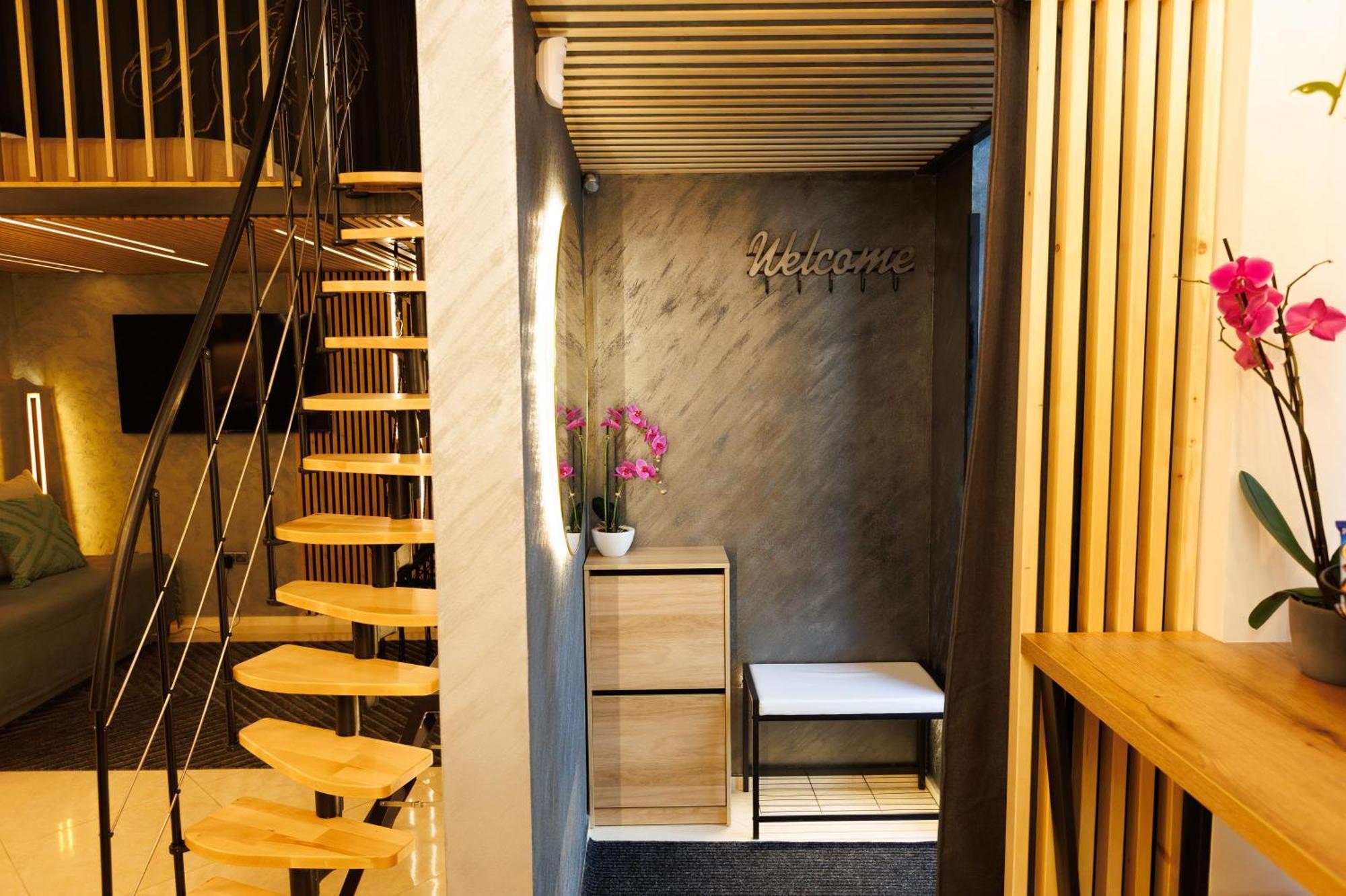 Leo Apartment Suite & Private Spa Zone - Old City Bratislava Luaran gambar