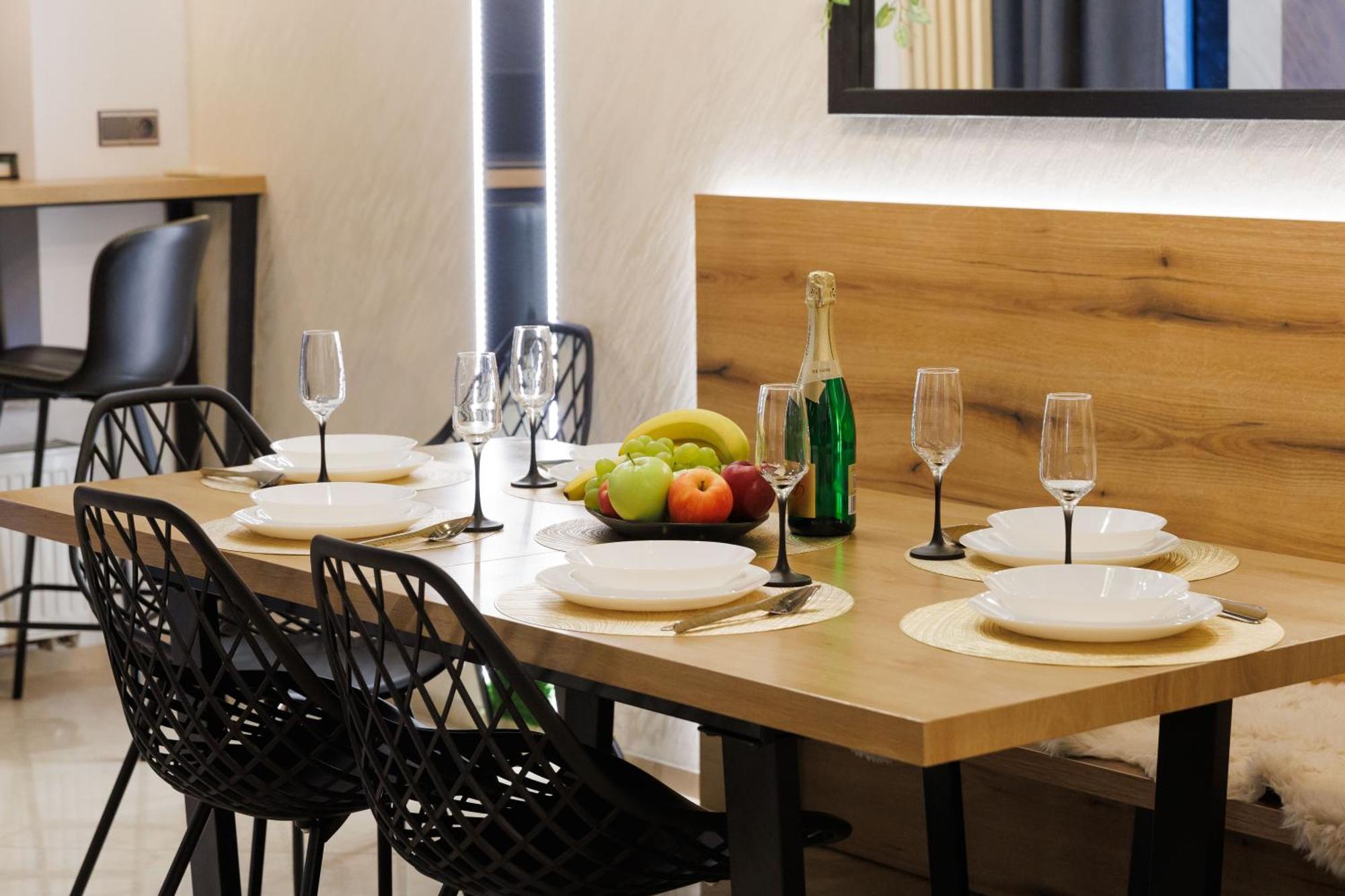 Leo Apartment Suite & Private Spa Zone - Old City Bratislava Luaran gambar